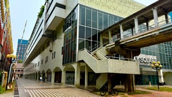Roxy Square Shopping Centre (D15), Retail #633416591